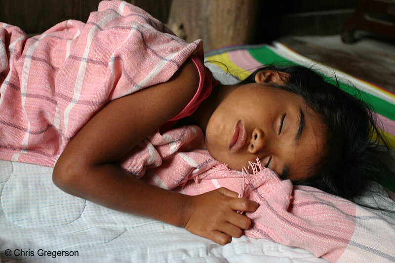 Photo of Maureen Sleeping in Las Ud(8149)