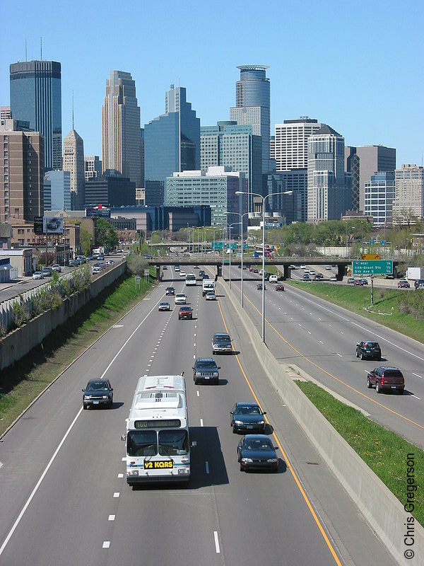 Photo of Minneapolis Skyline and Bus(1989)