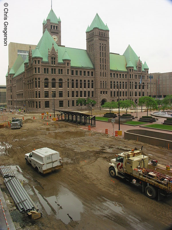 Photo of Construction in Front of City Hall (2066)