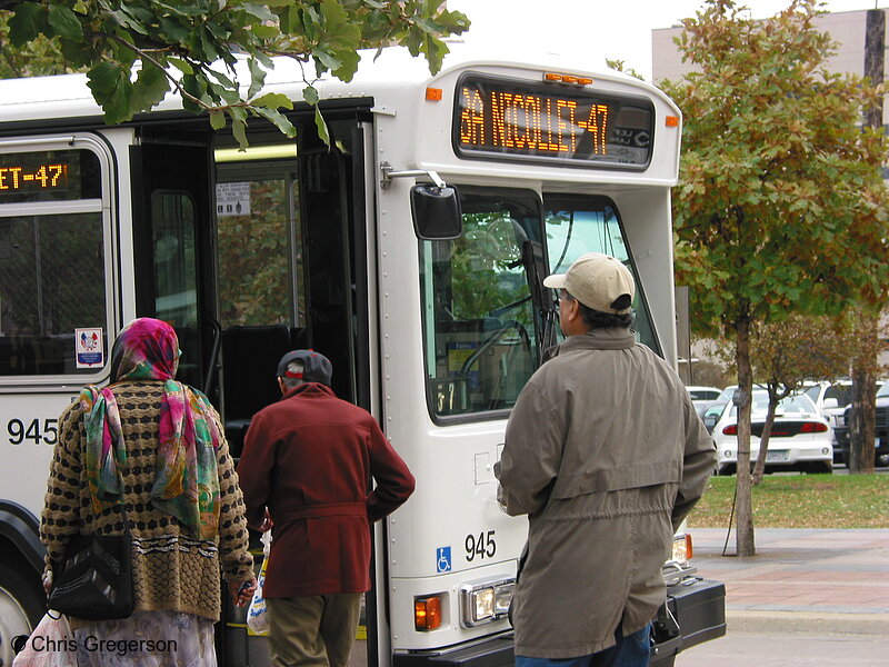 Photo of Bus Stop, 4th and Nicollet(2484)