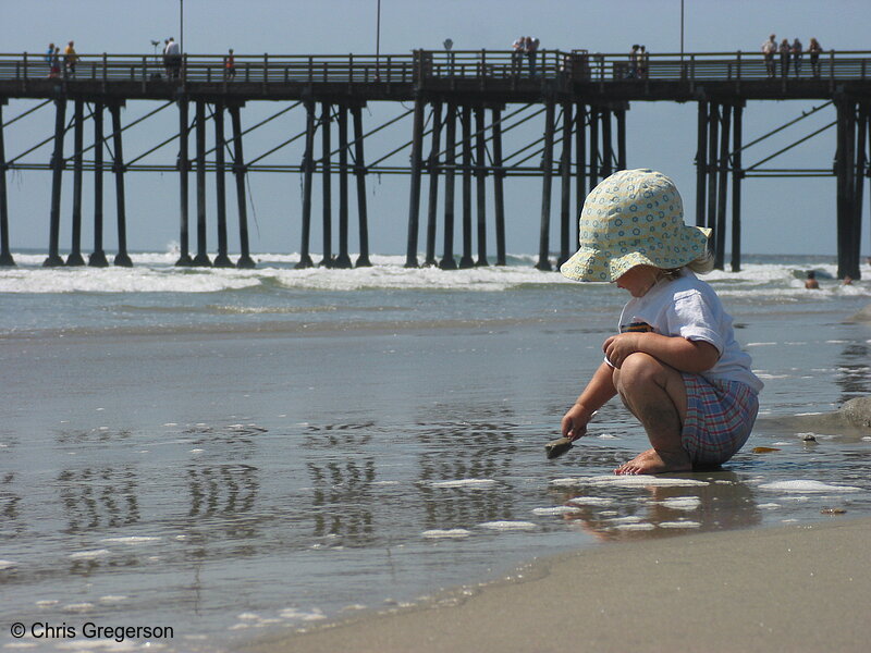 Photo of Girl by Oceanside Pier(2975)