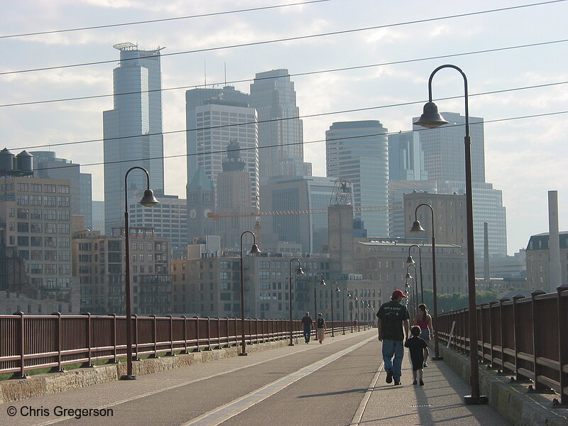 Photo of The Stone Arch Bridge and Minneapolis Skyline(2980)