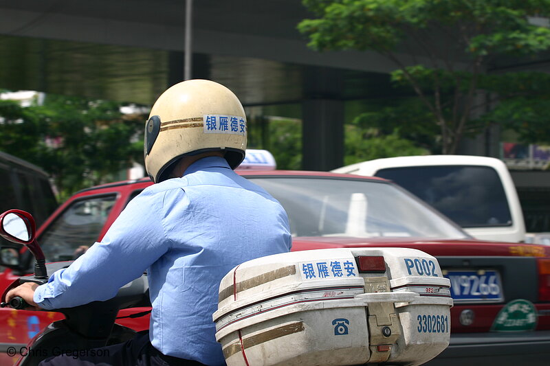 Photo of Motorcycle/Scooter Rider in Shenzhen(3240)