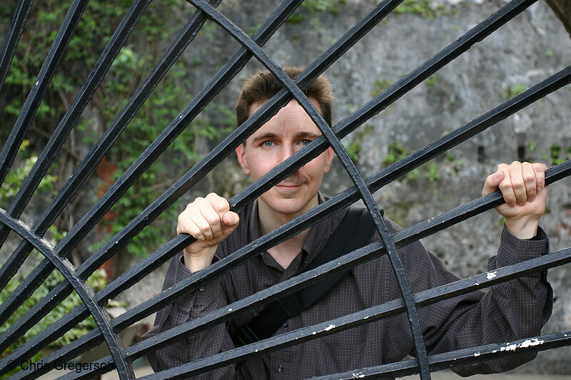 Photo of Man Behind Bars, Fort Santiago(4444)