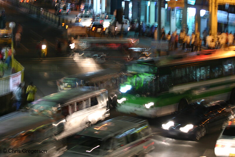 Photo of Traffic in Manila, The Philippines, at Night(4466)