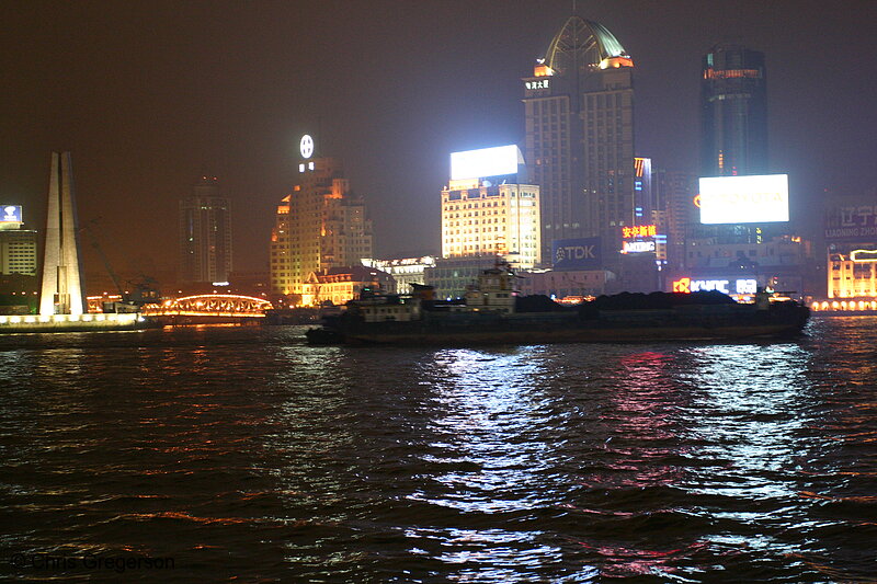Photo of Barge on the Huangpu River at Night(4532)