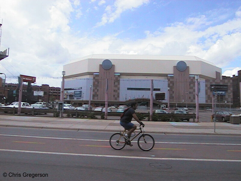 Photo of The Target Center(497)