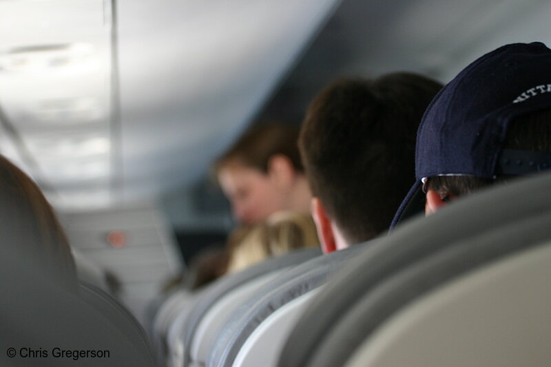 Photo of Coach Cabin on a Commercial Airline(4981)