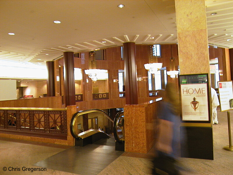 Wells Fargo Lobby, Skyway Level(509) Photo of Wells Fargo Lobby, Skyway Level(509)