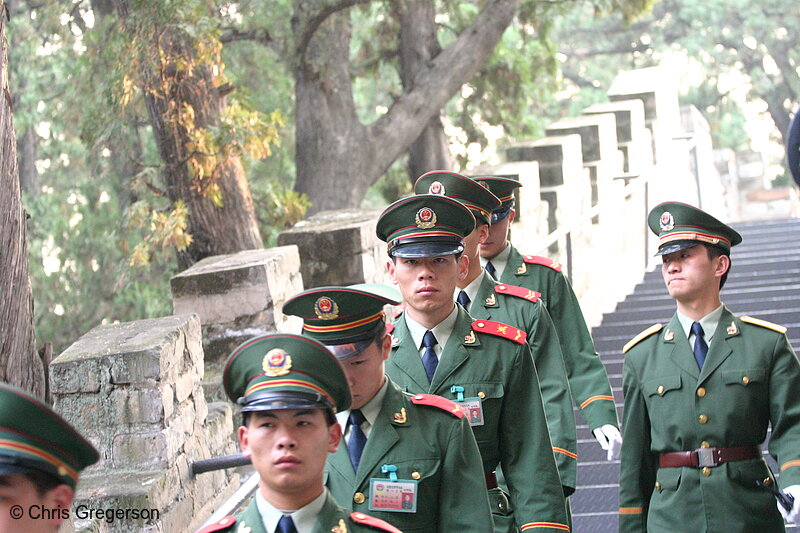 Photo of Chinese Soldiers Descending Stairs(5165)