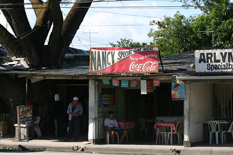 Picture of Three Stores with a Large Tree on the Left(5290) Photo of Picture of Three Stores with a Large Tree on the Left(5290)