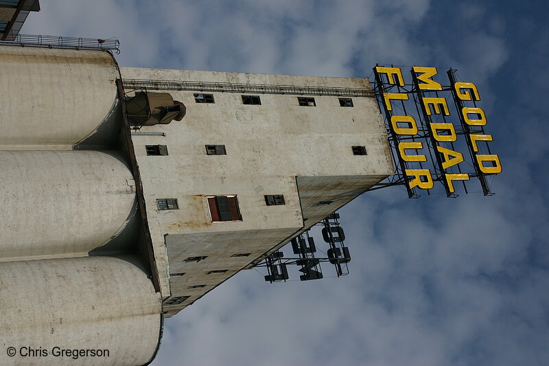 Photo of Gold Medal Flour Grain Elevator(5404)