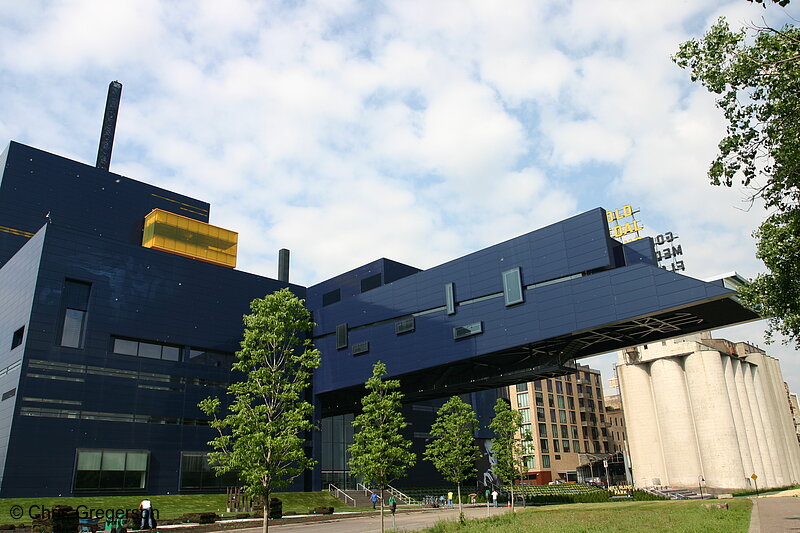 Photo of The New Guthrie Theater Building(5405)