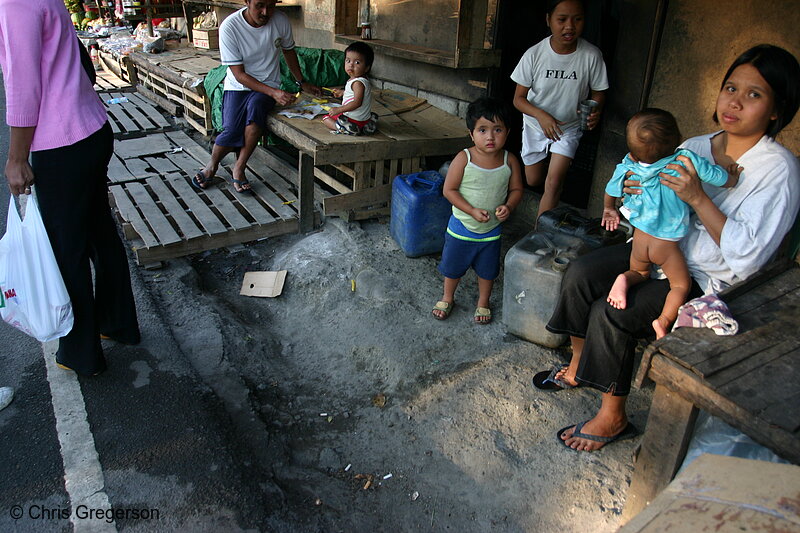 Photo of Poor People Living at the Market of Tagaytay(5529)