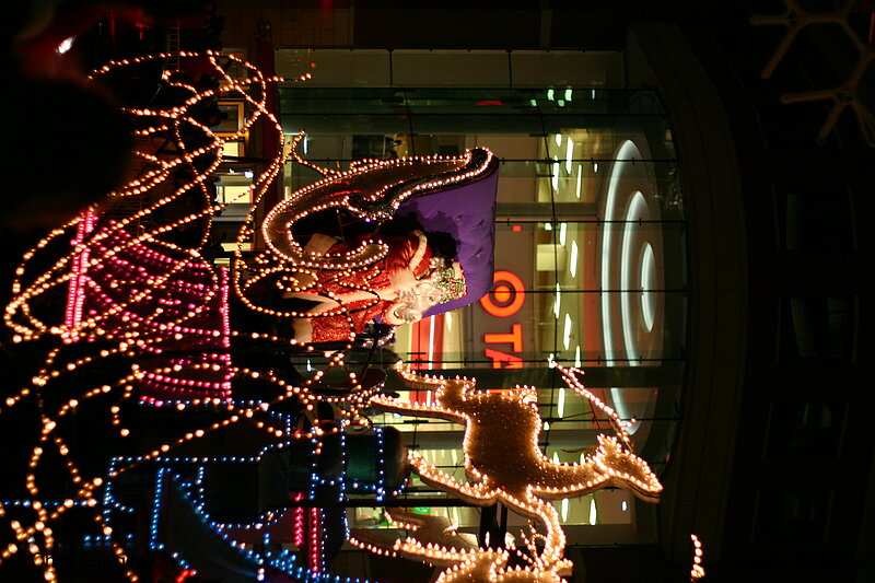 Photo of Santa Clause in the Holidazzle Parade(5675)