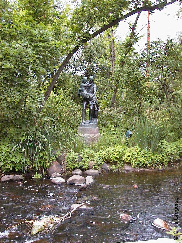 Photo of Statue of Hiawatha and Nokomis(587)