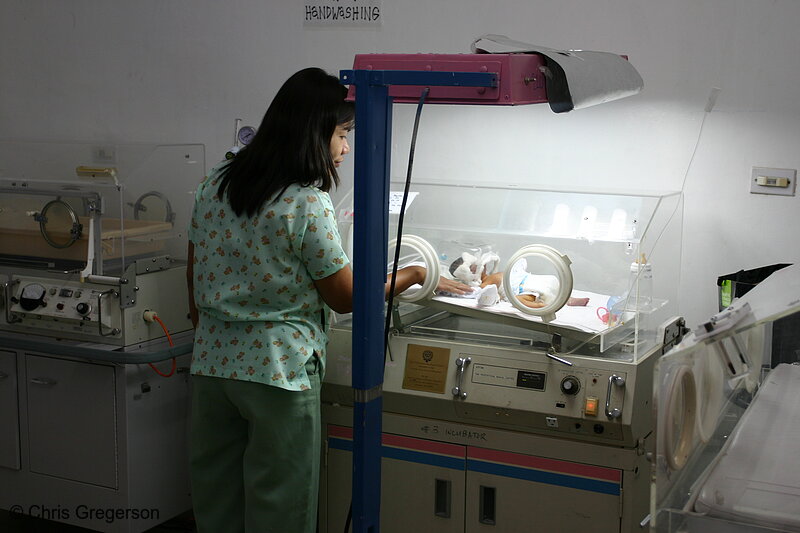 Photo of Premature Baby inside Isolette in the Neonatal ICU, Ospital ng Angeles(5950)