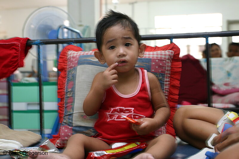 Photo of Toddler Eating Snack in Ospital ng Angeles' (ONA) Pediatric Ward(5956)