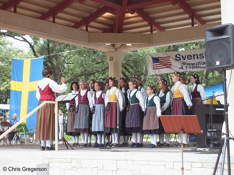 Photo of Svenskarnas Dag (Swedish Day) Girls Choir(598)