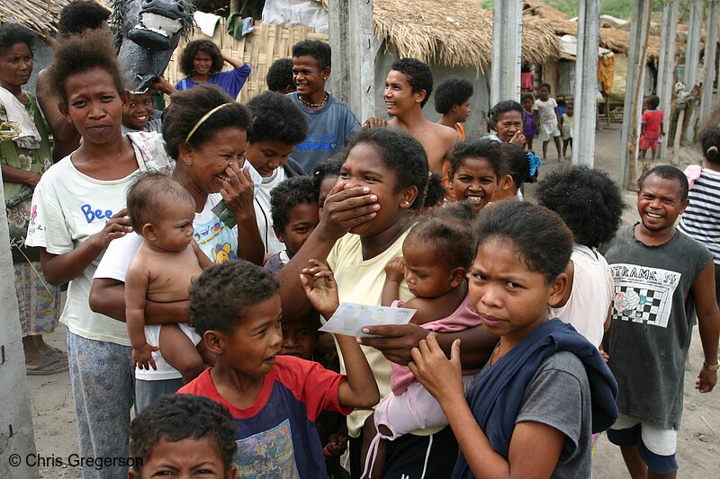 Photo of Shocked and Excited Aetas in Angeles, Pampanga(5983)
