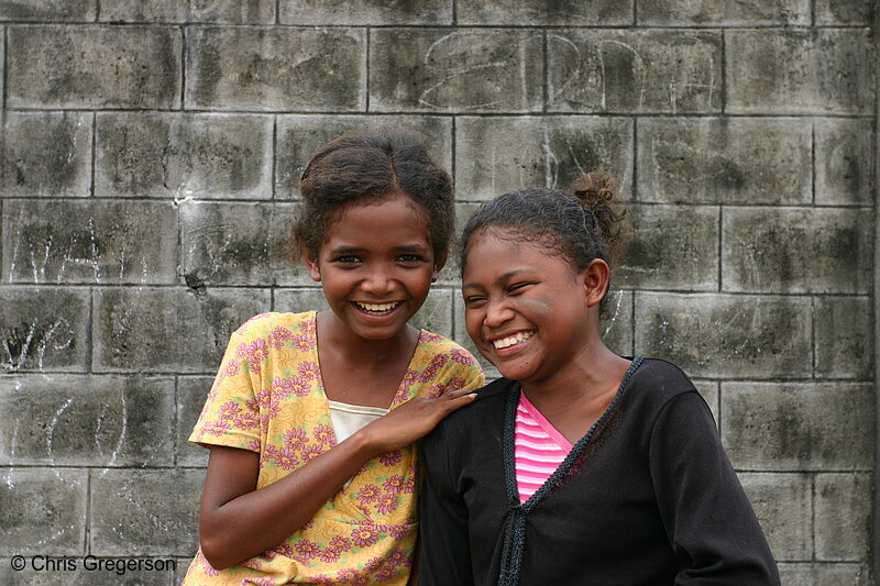 Photo of Aeta Girls Posing Against Clark’s Perimeter Wall(6006)