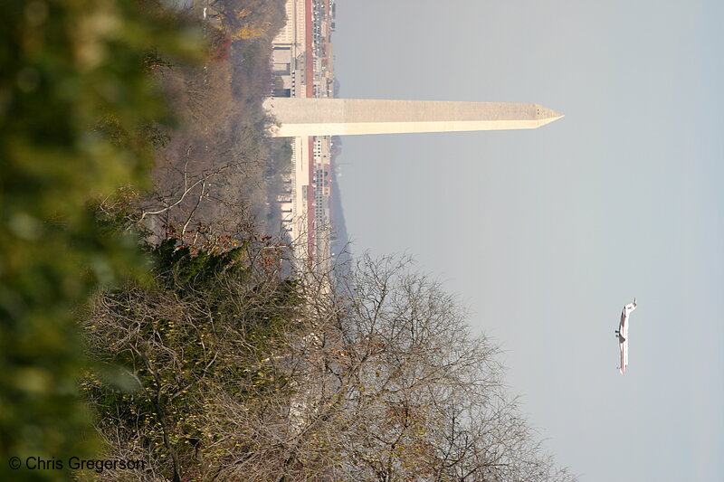 Photo of Washington Monument and Airplane(6453)