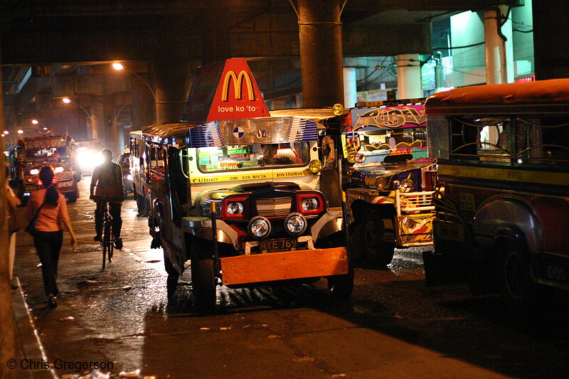 Photo of Jeepneys in Cubao, Manila, at Night(6872)