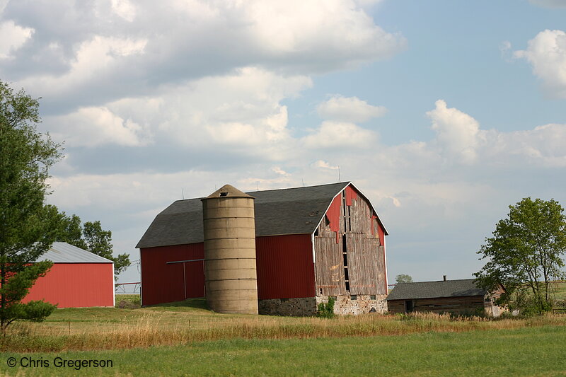 Photo of Red Barn and Silo in Rural Wisconsin(6980)