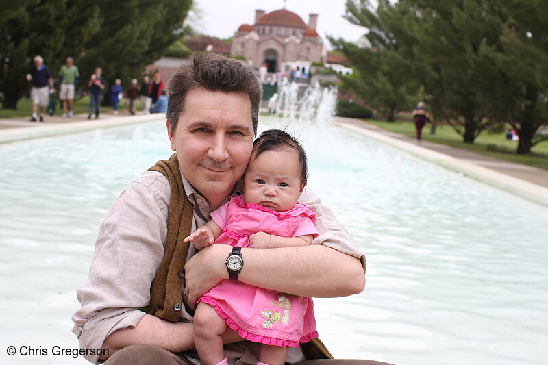Photo of Chris and his Daughter at Lakewood Cemetery(7023)