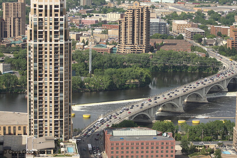 Photo of The Carlyl and the 3rd Avenue Bridge from Overhead(7148)