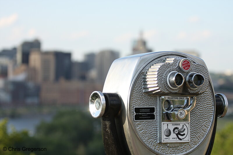 Photo of Pay Telescope Viewer, Downtown St. Paul(7261)
