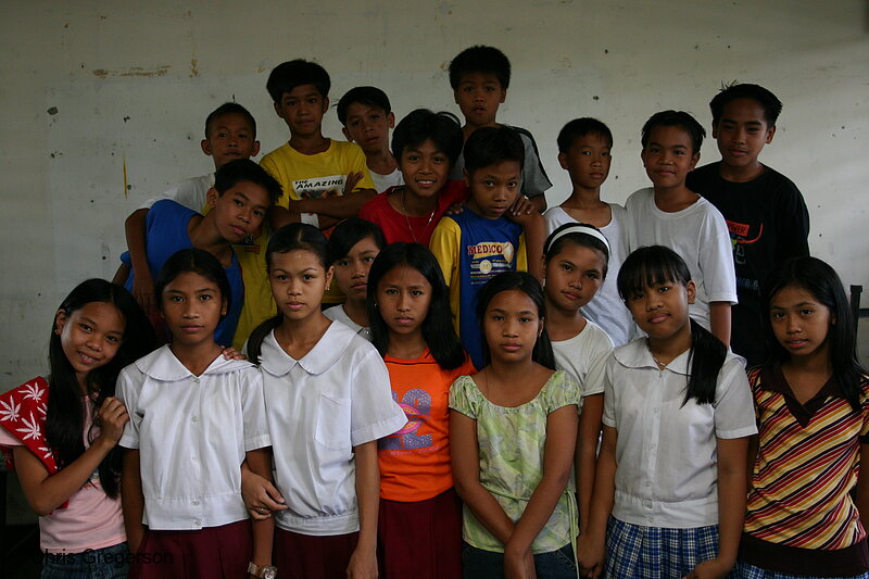 Photo of Fifth Grade Class Photo, the Philippines(7291)