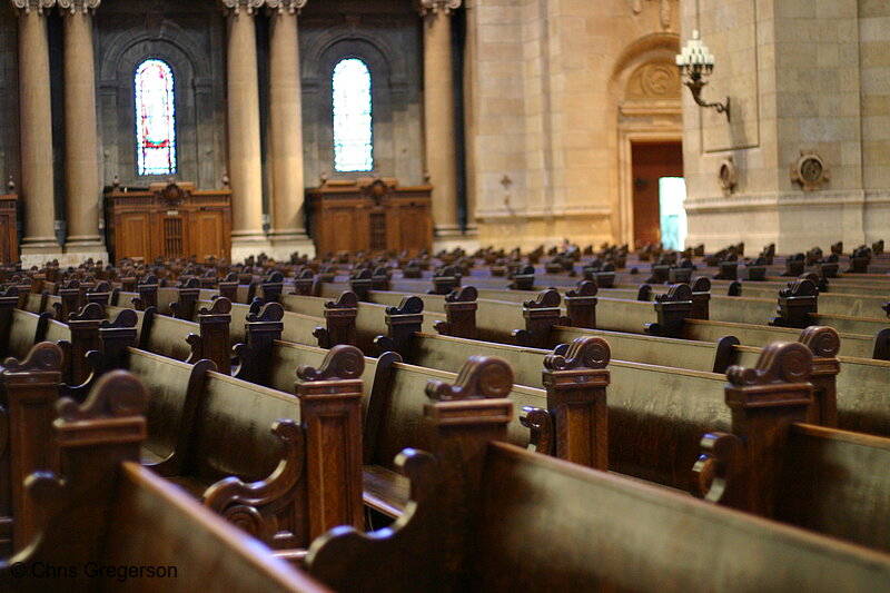 Photo of Pews in the Cathedral of St. Paul(7772)