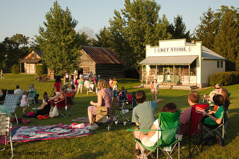 Photo of Heritage Center Outdoor Music Audience (7967)