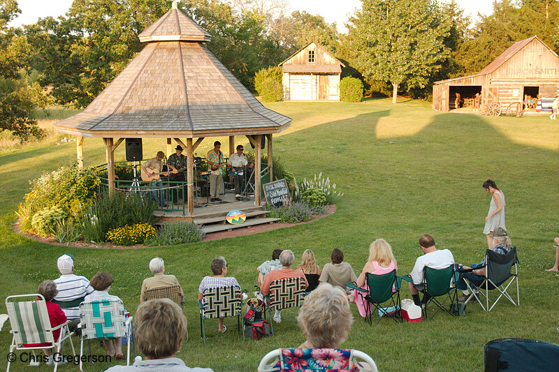 Photo of Outdoor Music Performance, New Richmond Heritage Center(7971)