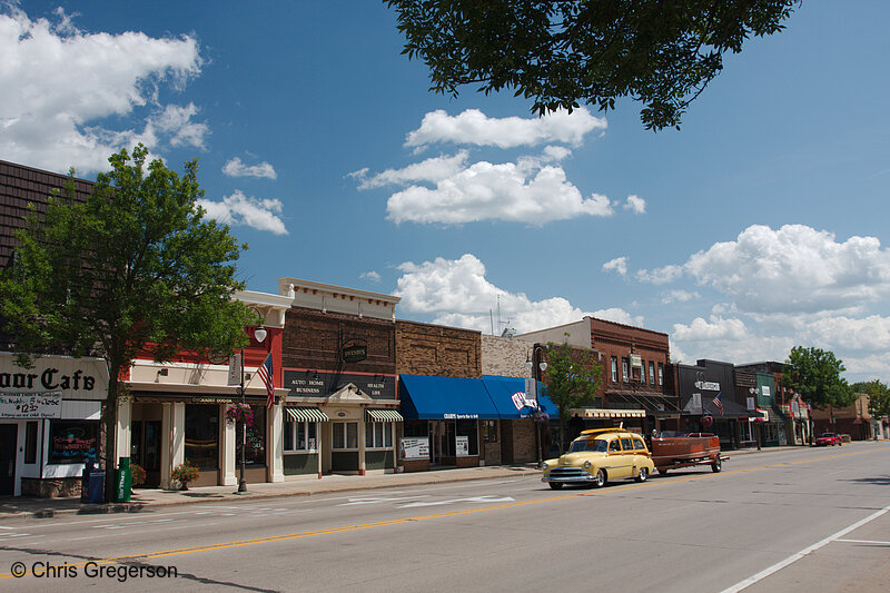 Photo of Knowles Avenue Between Second and Third(8049)