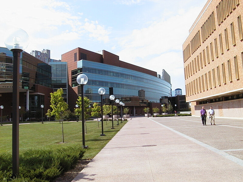 Photo of Carlson School of Management(964)